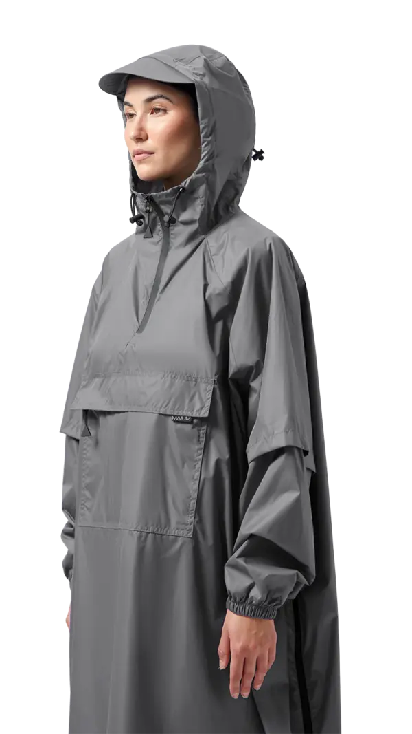 Poncho Maium