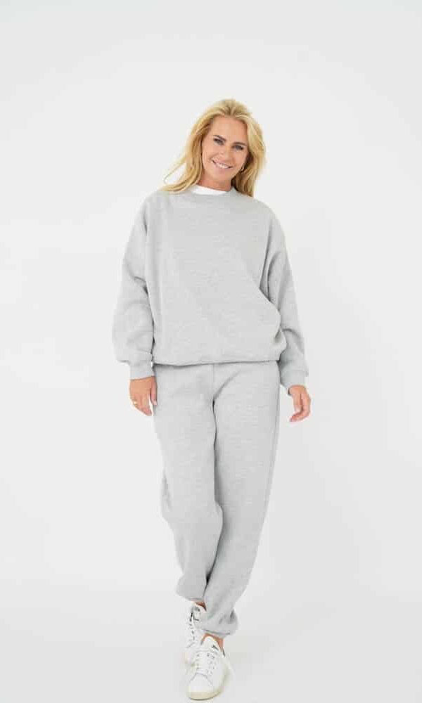 Mochou Sweater Est Seven