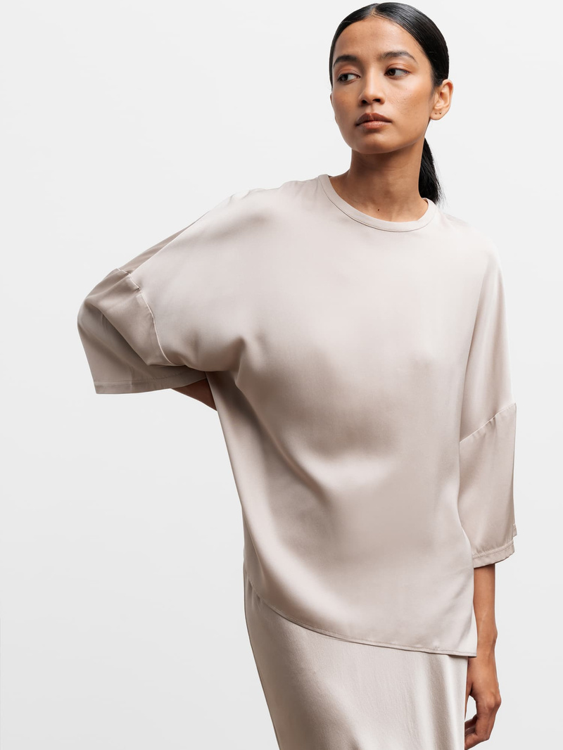 Thess silk tee Ahlvar Gallery