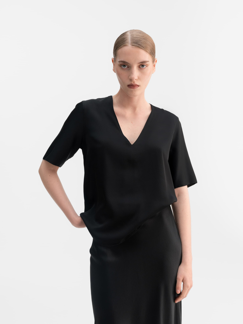 Yoli v-neck silk blouse Ahlvar Gallery