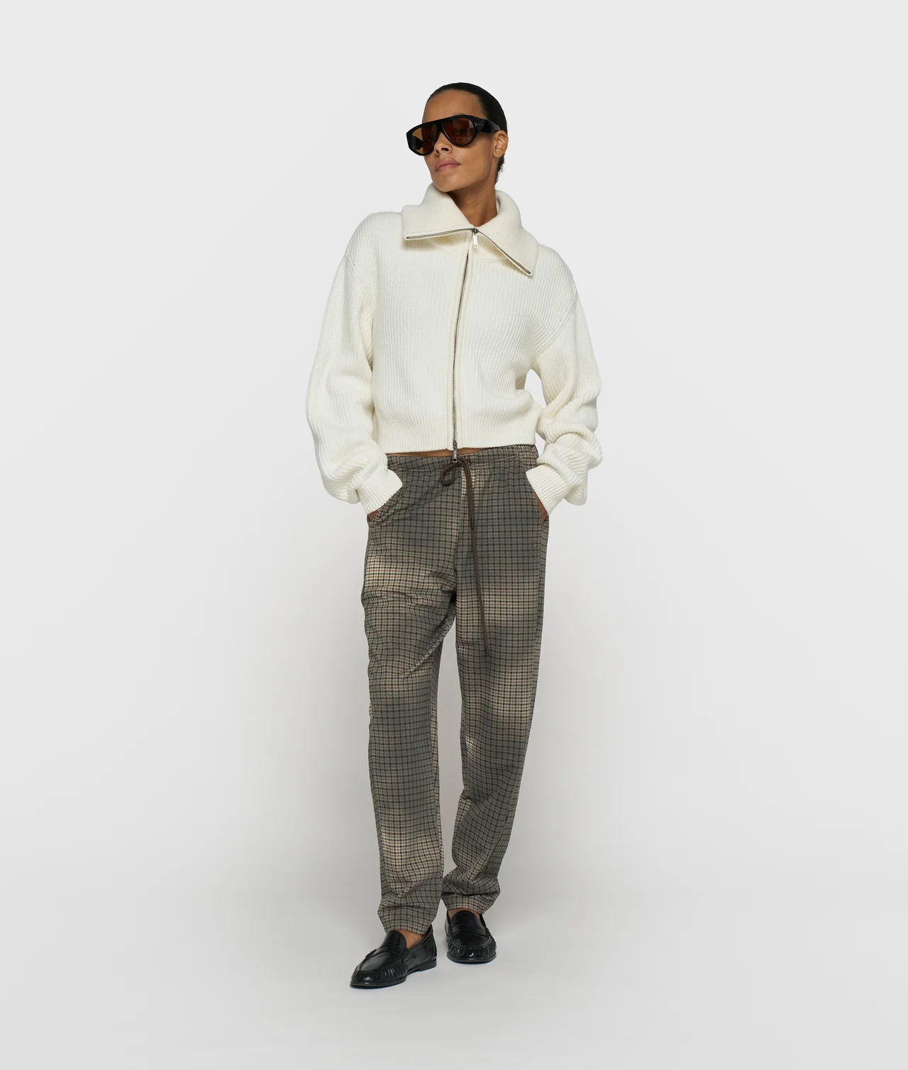 chique pants check 10DAYS